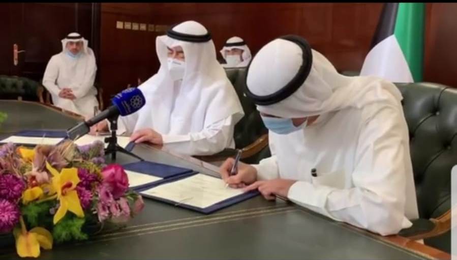 اتفاقية بروتوكول تعاون بين المجلس الوطني للثقلفة والفنون والآداب ورابطة الاجتماعيين الكويتية 